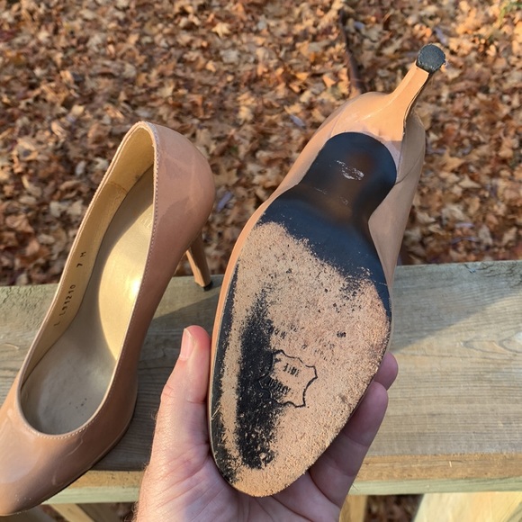 Stuart Weitzman Adobe Beige Heels - Picture 6 of 10